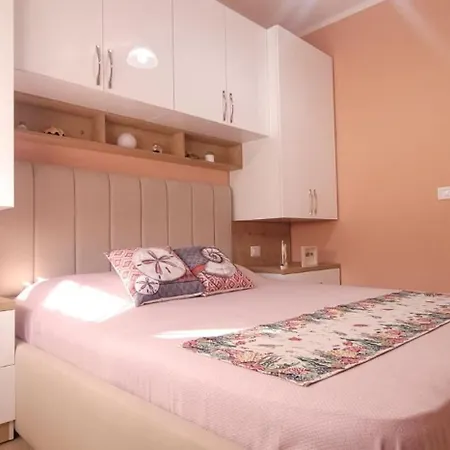 Apartmán Perla 1- 80 Mt From The Sea *