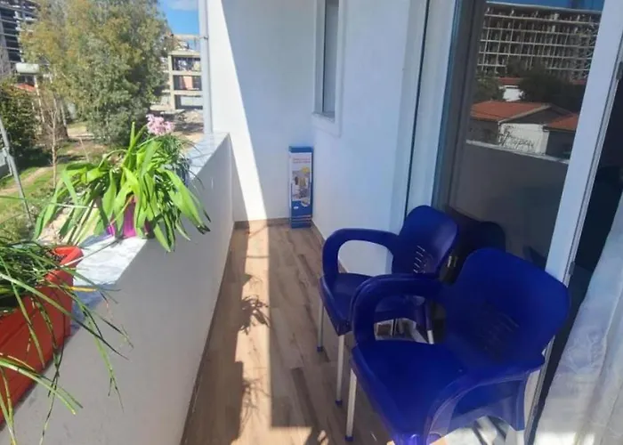 Perla 1 Golem (Tirana)